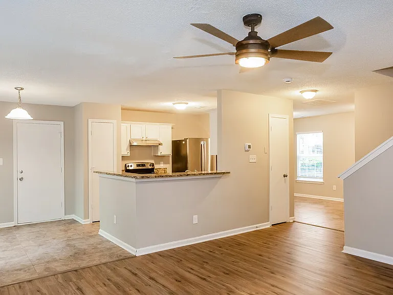 10555 Katie Creek Ct — Photo 6