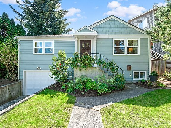 2nd image of 3907 SW Ida Street