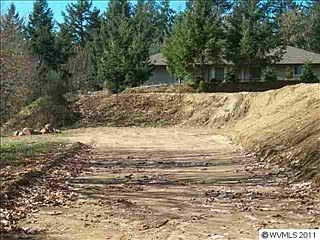 5th image of 135 50th Ave NW