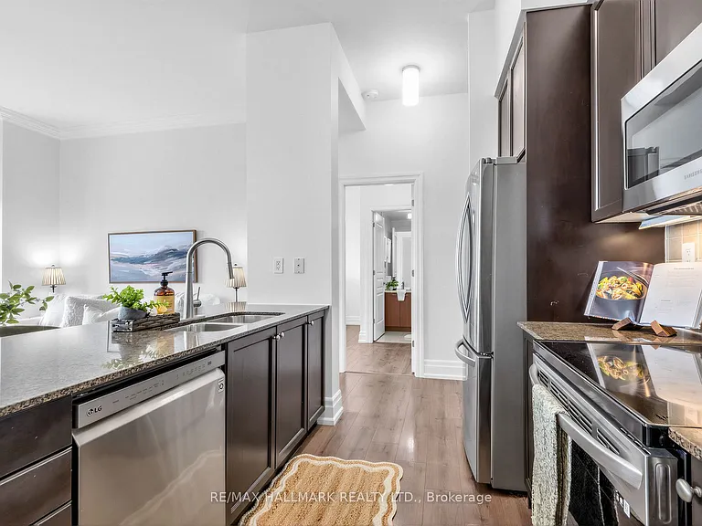 777 Steeles Ave W #LPH3 — Photo 14