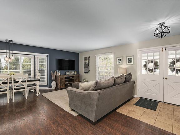 5th image of 31117 Bexley Dr