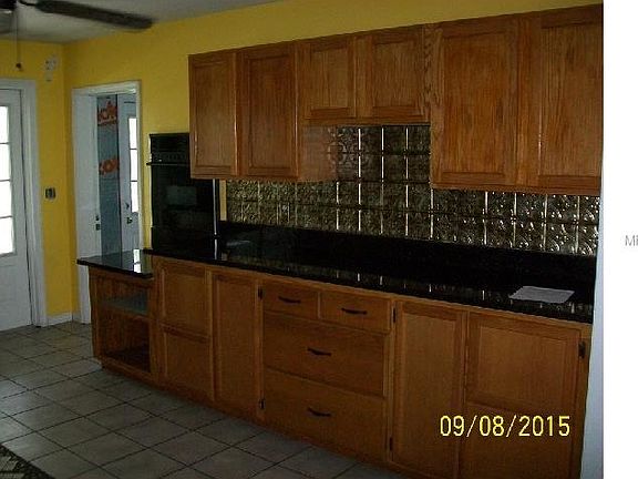 3rd image of 1300 8th St SE