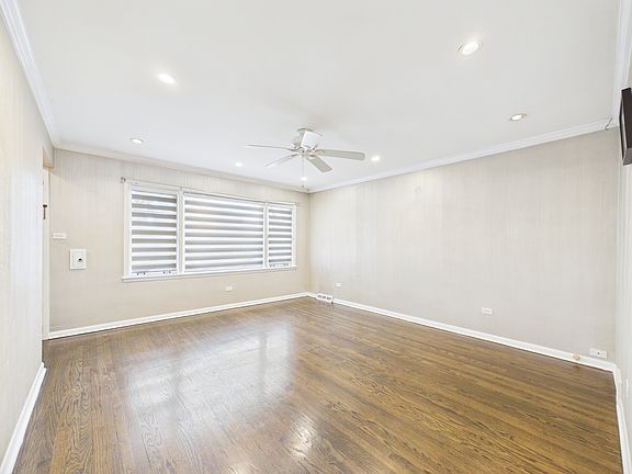 4th image of 3143 Elder Ln