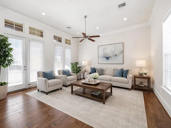 9452 London Bridge Sta, Houston, TX 77045