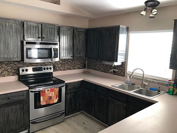 5th image of 1019 Whittier Cir