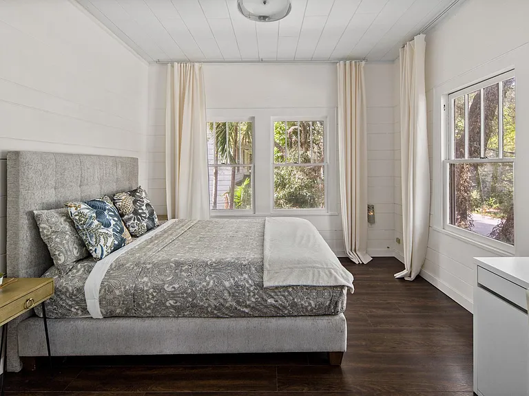743 NW 9th Ave #2 — Photo 9