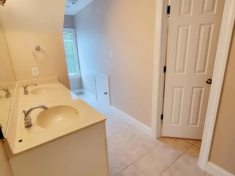 1217 Crozier Ct — Photo 41