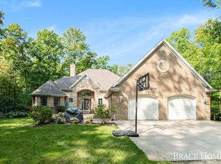 10035 Wabasis Ave NE, Greenville, MI 48838