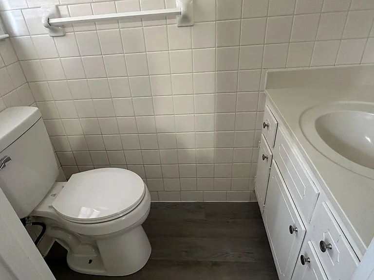 872 Holly Hedge Rd — Photo 7