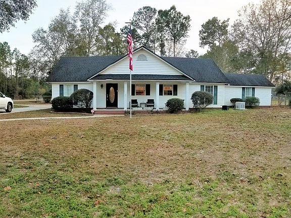2nd image of 4074 Dogwood St