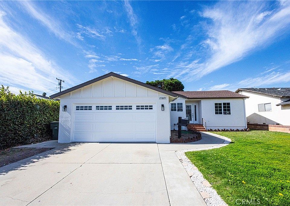 1st image of 23809 Lamour Ct