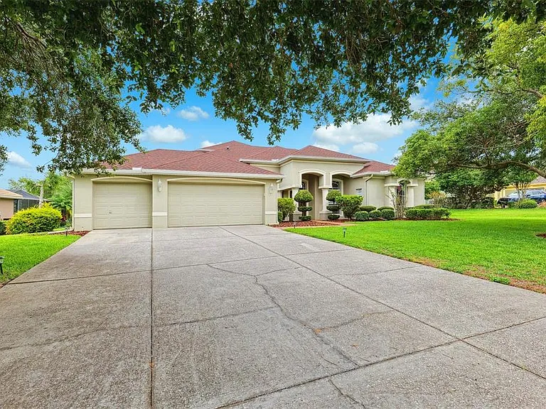 13049 Thoroughbred Dr — Photo 4