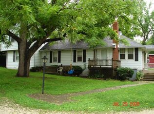 31268 220th St, Kinderhook, IL 62345