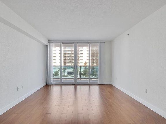 3rd image of 7500 E Treasure Dr