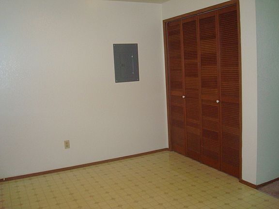 3rd image of 7604 51st Ave NE #2