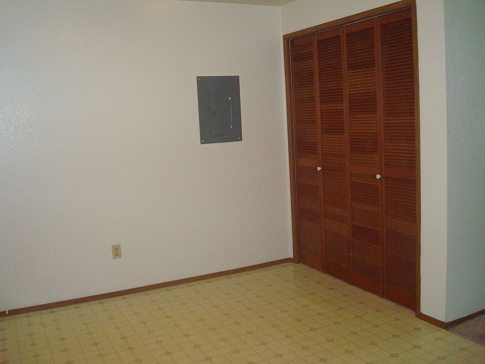 1st image of 7604 51st Ave NE APT C2