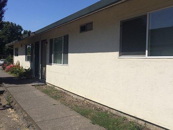 3rd image of 870 Walnut Ave