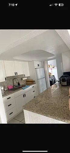 1350 W 53rd St #1 Photo 1
