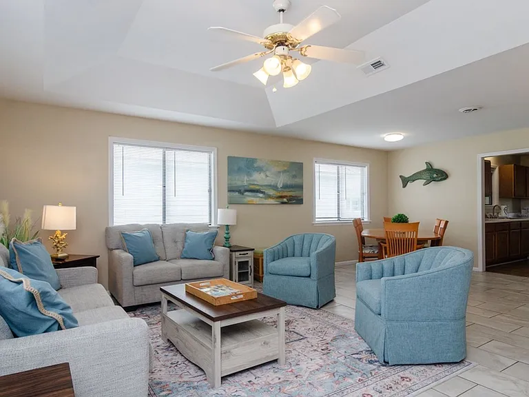 741 N Fort Fisher Blvd — Photo 3