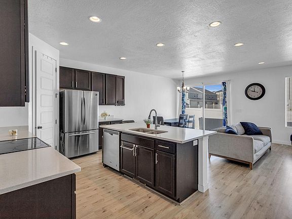 2nd image of 5092 W Blythswood Ln