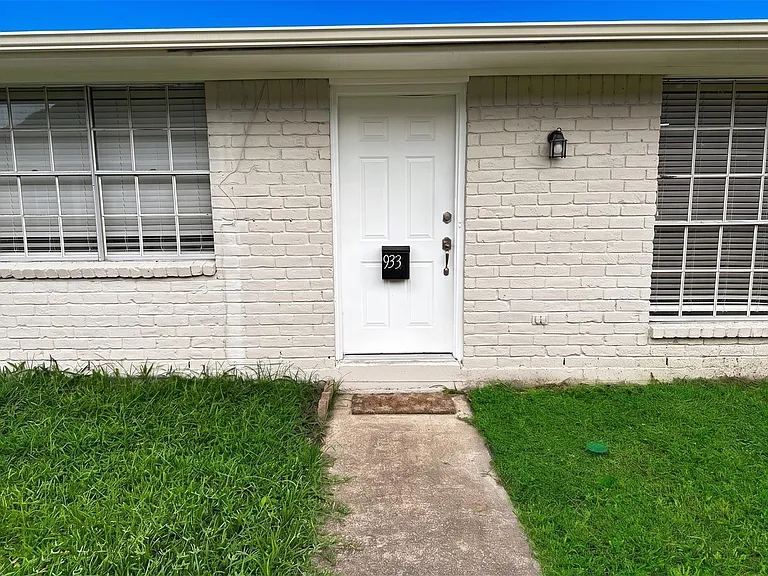 9332 Derrik Dr — Photo 18
