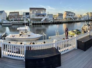 32 Muriel Dr, Manahawkin, NJ 08050