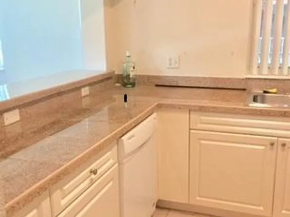 6838 W Sample Rd #6838, Pompano Beach, FL 33067