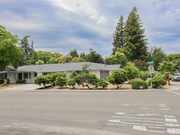 4935 Cowell Blvd, Davis, CA 95618
