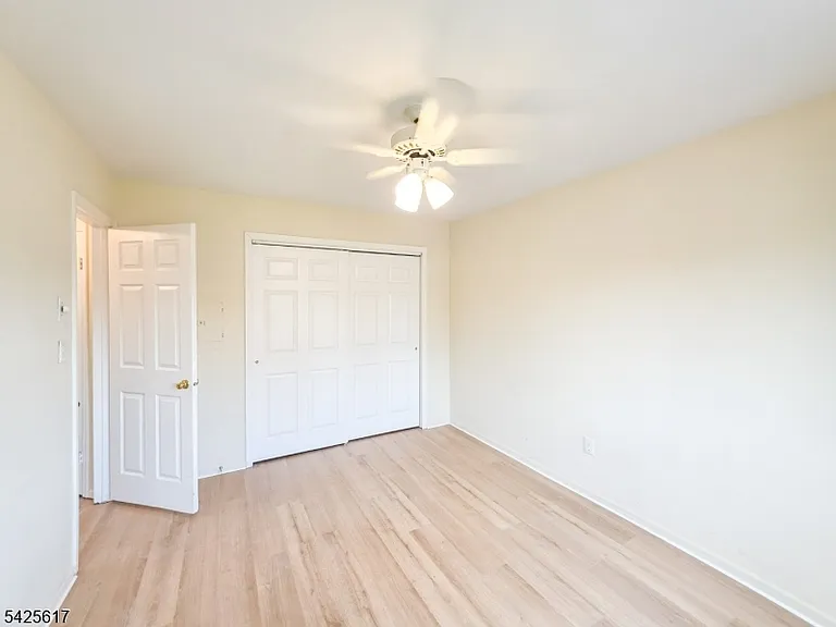 1H Rutland Ln — Photo 13