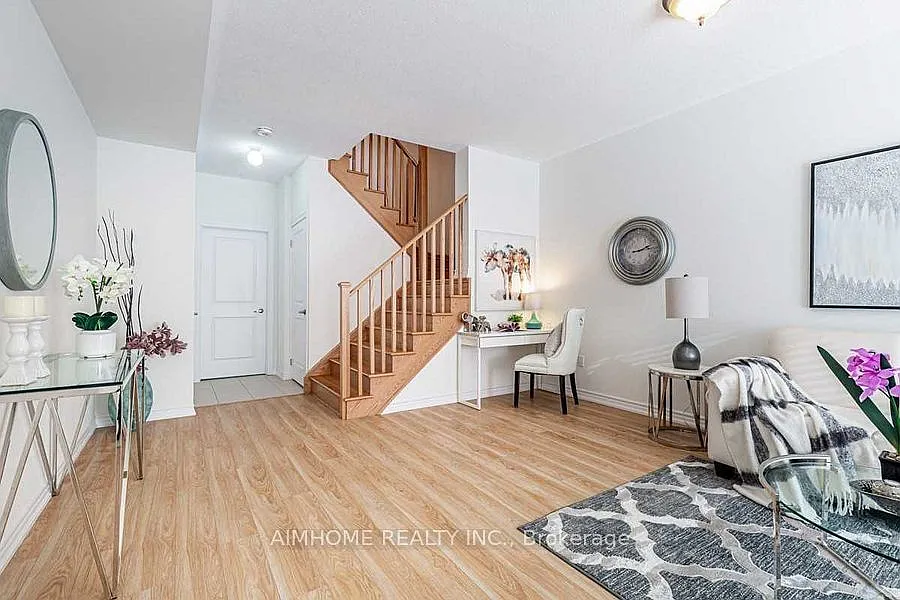 3 bed, $3,300 — Photo 2