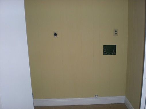5th image of 6012 Becker St
