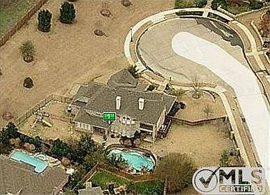 1st image of 5985 Burkett Dr
