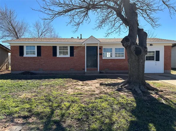 808 Asalee St, Altus, OK 73521