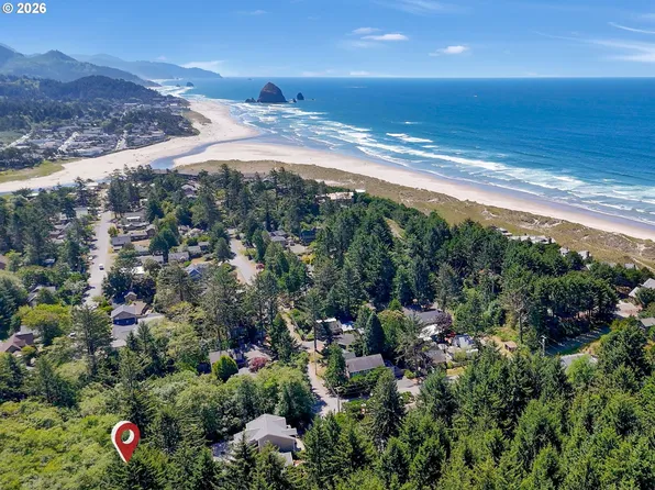 (undisclosed Address), Cannon Beach, OR 97110