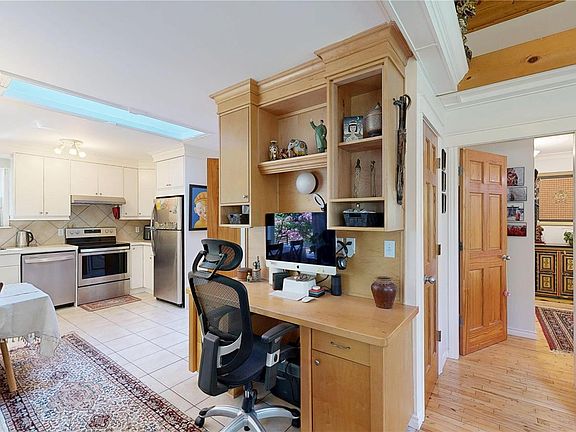 5th image of 1085 Sansom Rd