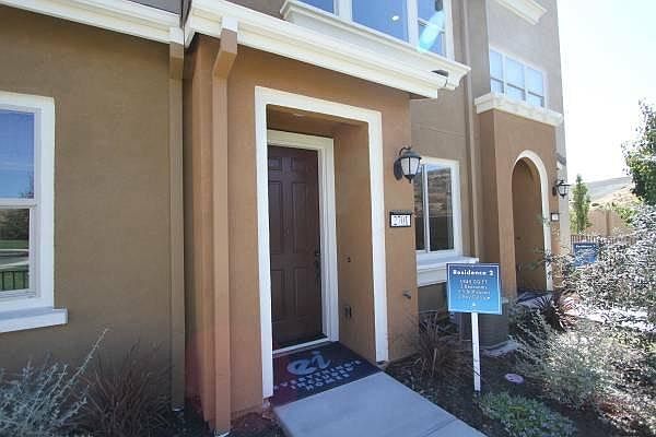 1st image of 213 Montalcino Cir