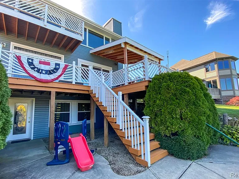 6628 Longworth Dr — Photo 22