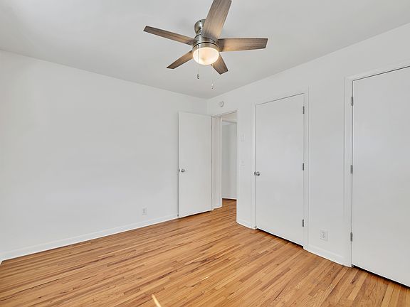 5th image of 1210 Greenwood Ct