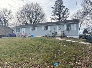 340-342 Roberts Rd, Pittsburgh, PA 15239