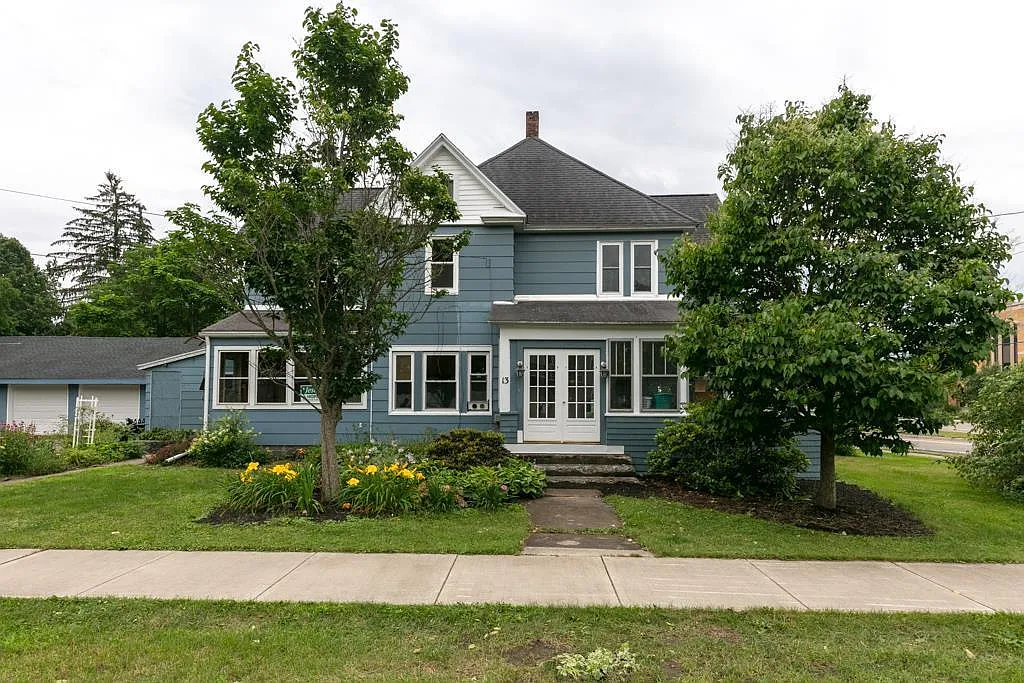 13 Clark Ave photo 1