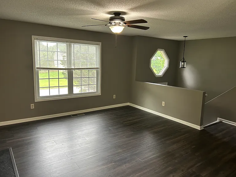 16 Settlers Mill Run — Photo 3