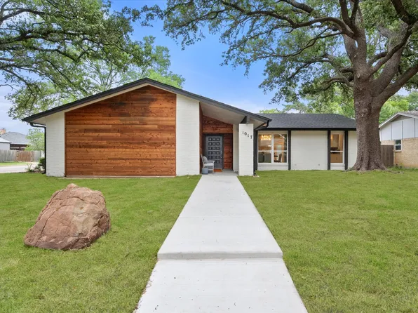 1017 Aspen Ln, Mansfield, TX 76063