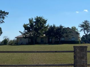 1843 Eastwood Dr, Seguin, TX 78155