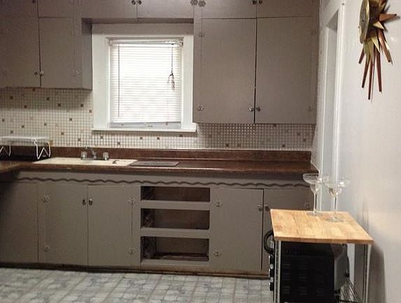 4th image of 1003 S Saint Louis Ave