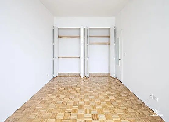 Rented by Warburg | media 26