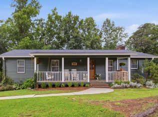 7 Maple Leaf Ct, Greenville, SC 29611