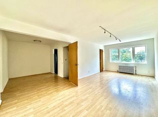 1914 Stanhope St FLOOR 2, Ridgewood, NY 11385