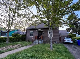 8301 NE Hassalo St, Portland, OR