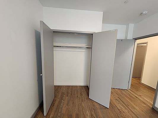 5th image of 565 W 144th St APT 1A