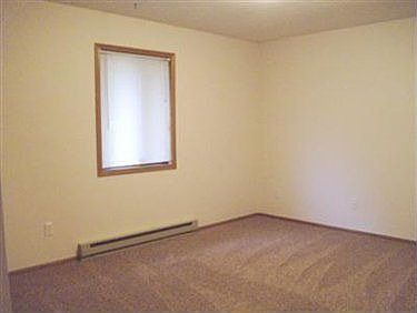 1st image of 1323 Pheasant Ct